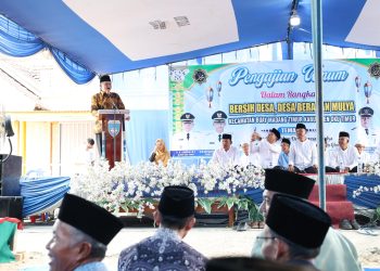 Bupati Enos Puji Kemajuan Desa Berasan Mulya sebagai Contoh Pembangunan Berbasis Gotong Royong di OKU Timur